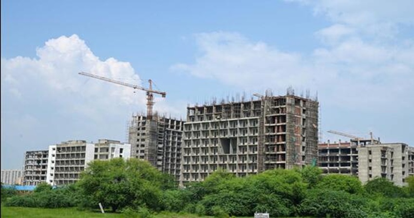Ongoing-construction-near-sector-102