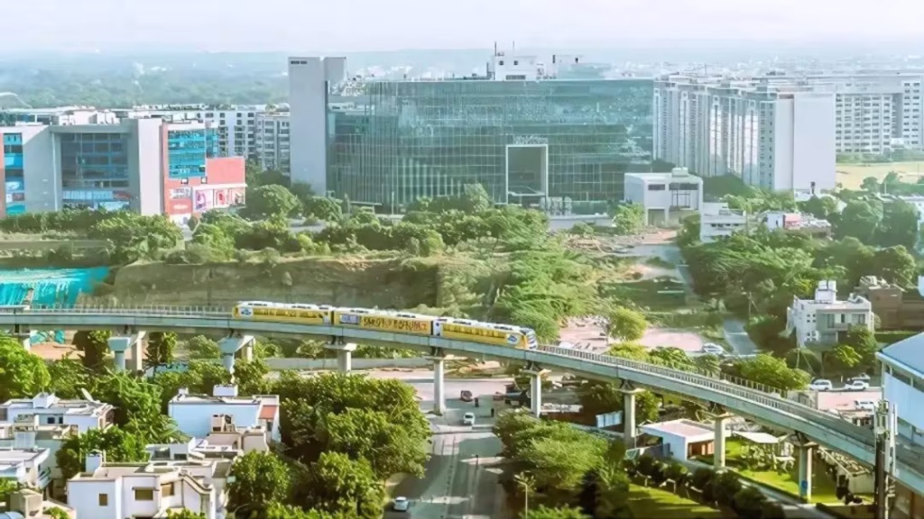 Old-vs-new-gurugram-attracting-investments-an-insight-into-citys-exponential-rise-as-premier-retail-hub